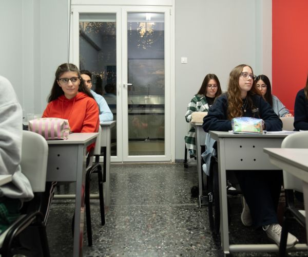 φωτογραφίες φροντιστήρια λάρισα