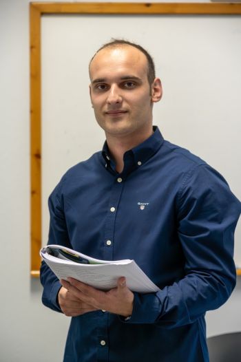 Κωνσταντίνος Αποστόλου Μόρφωση Φιλόλογος