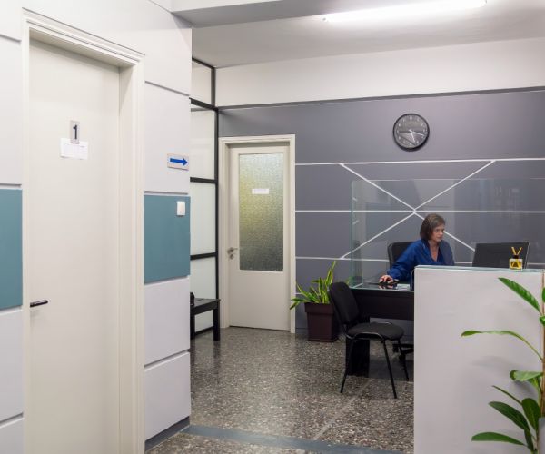 φωτογραφίες φροντιστήρια λάρισα