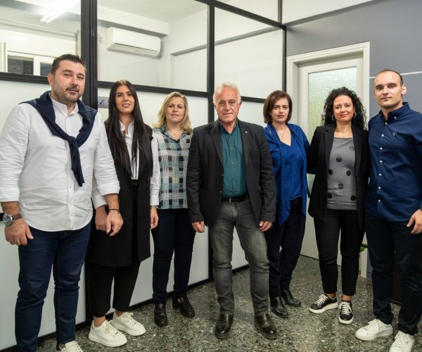 φωτογραφίες φροντιστήρια λάρισα