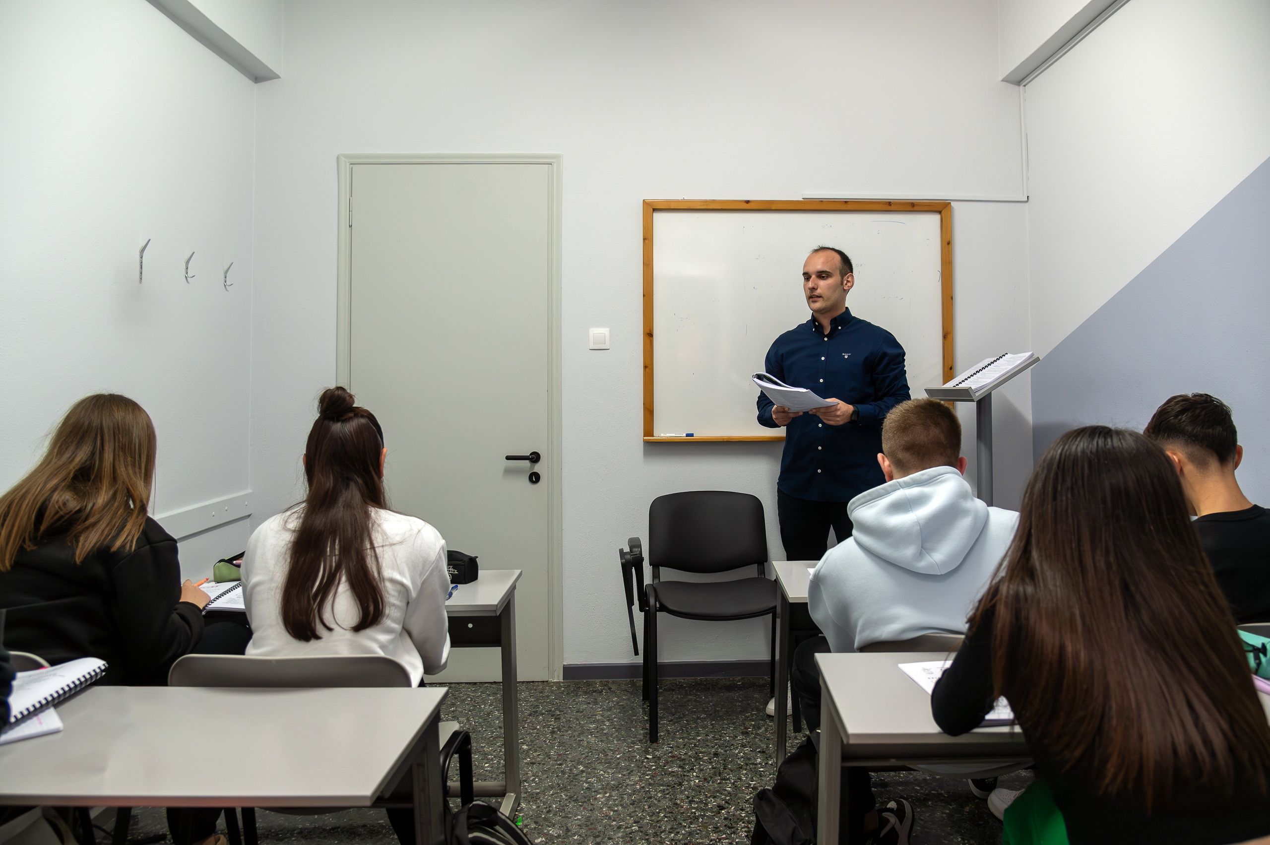 Κωνσταντίνος Αποστόλου Φιλόλογος Λάρισα