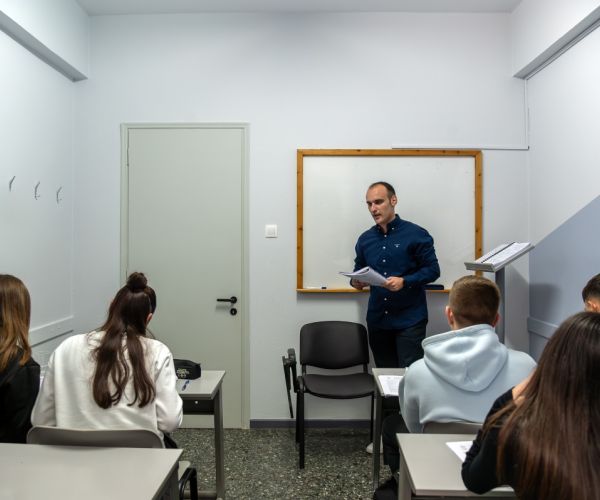 φωτογραφίες φροντιστήρια λάρισα
