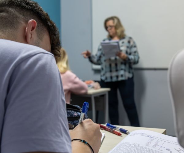 φωτογραφίες φροντιστήρια λάρισα