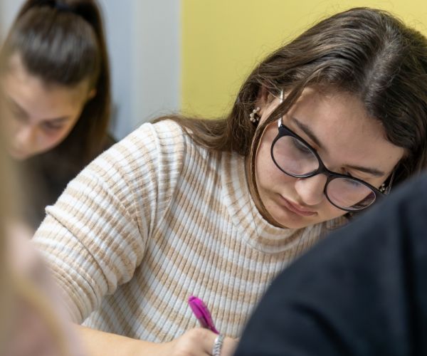 φωτογραφίες φροντιστήρια λάρισα