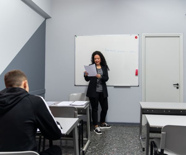 φωτογραφίες φροντιστήρια λάρισα