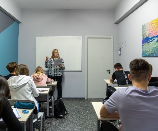 φωτογραφίες φροντιστήρια λάρισα