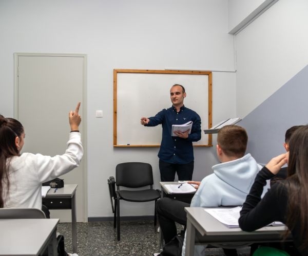 φωτογραφίες φροντιστήρια λάρισα