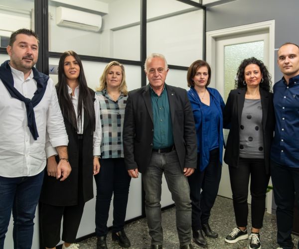 φωτογραφίες φροντιστήρια λάρισα