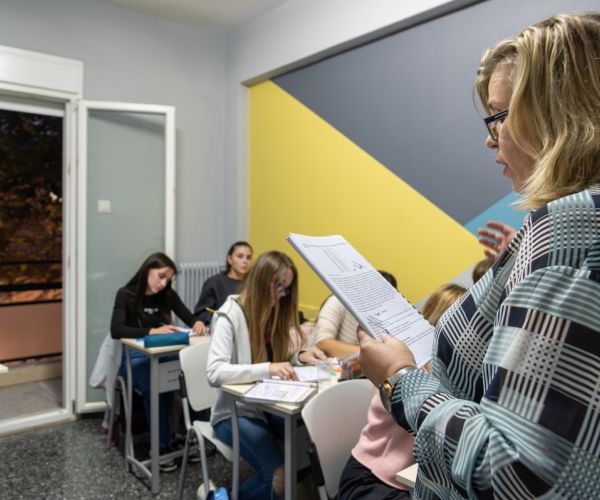 φωτογραφίες φροντιστήρια λάρισα