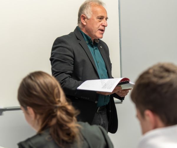 φωτογραφίες φροντιστήρια λάρισα